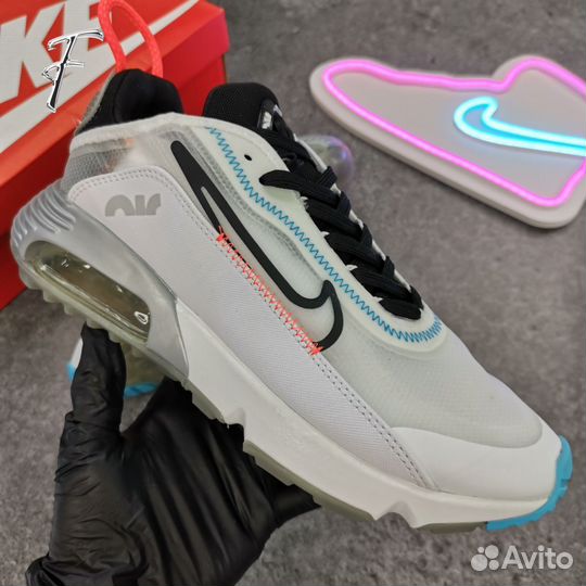 Кроссовки Nike Air Max 2090 Pure Platinum