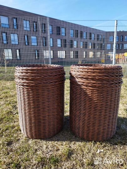 Вазоны, кашпо из ротанга