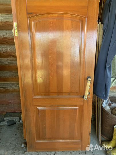 Дверь входная бу деревянная с коробкой