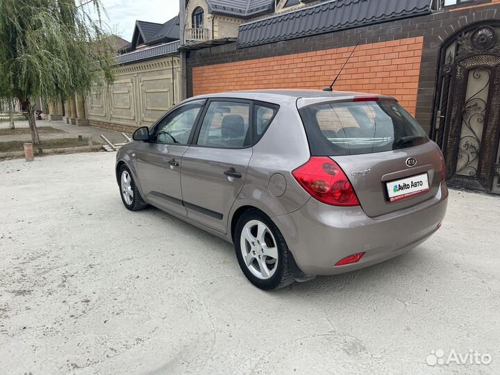 Kia Ceed 1.6 AT, 2008, 212 000 км