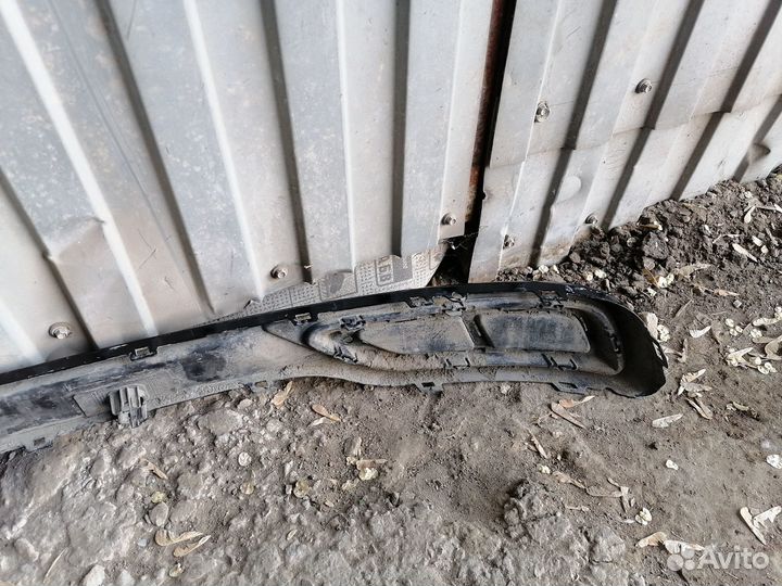 Накладка заднего бампера Volkswagen Tiguan 2