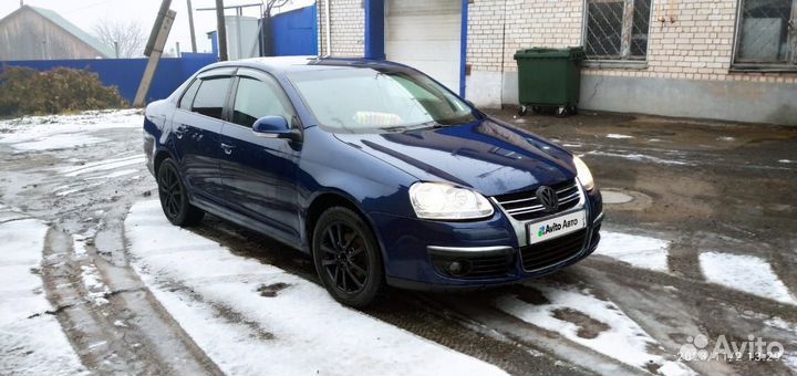 Volkswagen Jetta 1.6 AT, 2010, 209 000 км