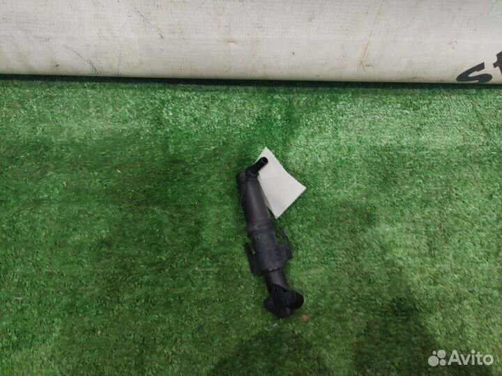 Форсунка омывателя фар правая Bmw 523 F10 N52B25AF