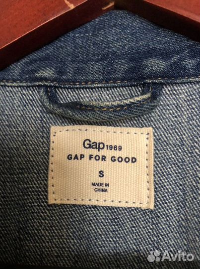 Джинсовая куртка GAP