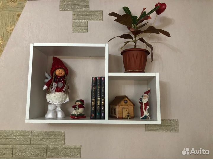 Полка настенная навесная