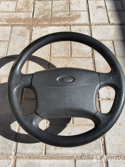 Руль на LADA priora 1