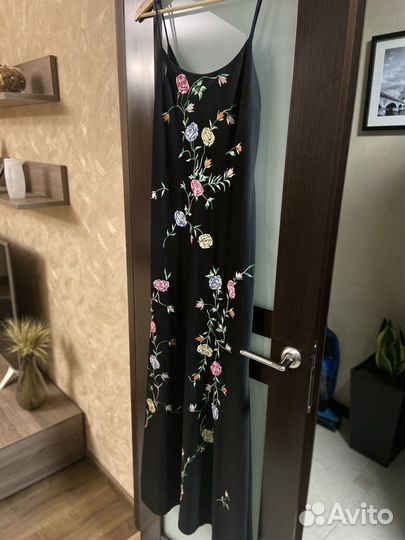 Платье вечернее