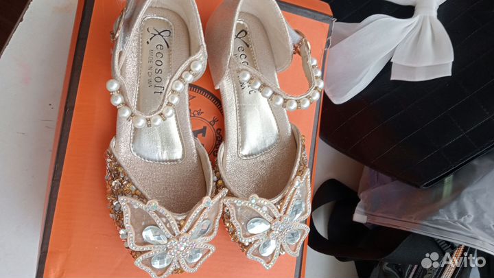 Босоножки для девочки