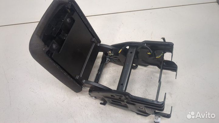 Подлокотник Audi A4 (B8), 2011