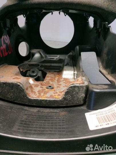 Кожух рулевой колонки Kia Rio X X-Line FB G4FG 1.6