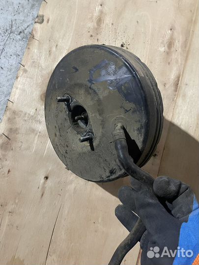 Вакуумник Mitsubishi galant 7