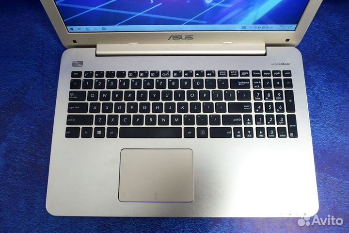 Бюджетный ноутбук Asus на Intel Core i3