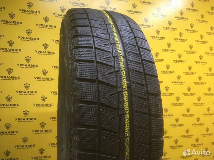 Bridgestone Blizzak Revo GZ 215/65 R16 98S