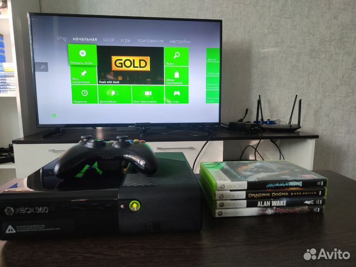 Игровая консоль Xbox 360 Slim E 500 гб + 4 игры