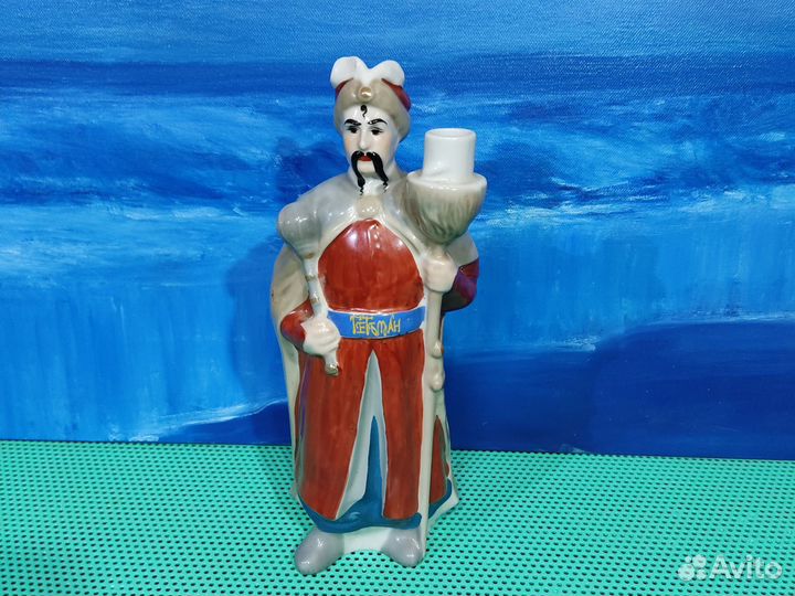 Штоф фарфоровый Гетман бесплатно