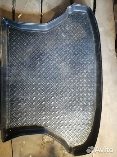 Продам коврик от калины седан б/у