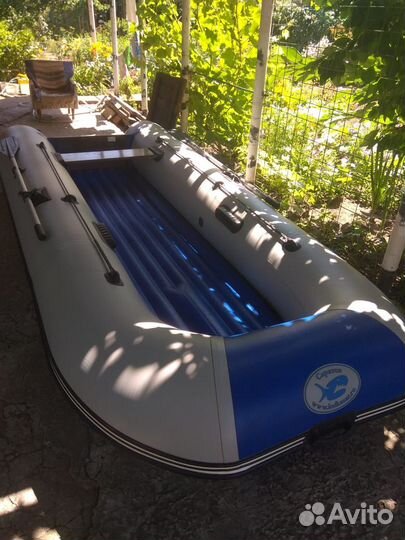 Надувная лодка