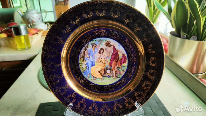 Тарелка коллекционная, настенная Мадонна Bohemia