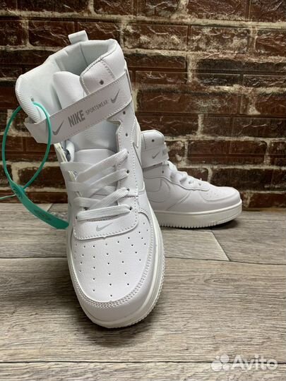 Кроссовки nike