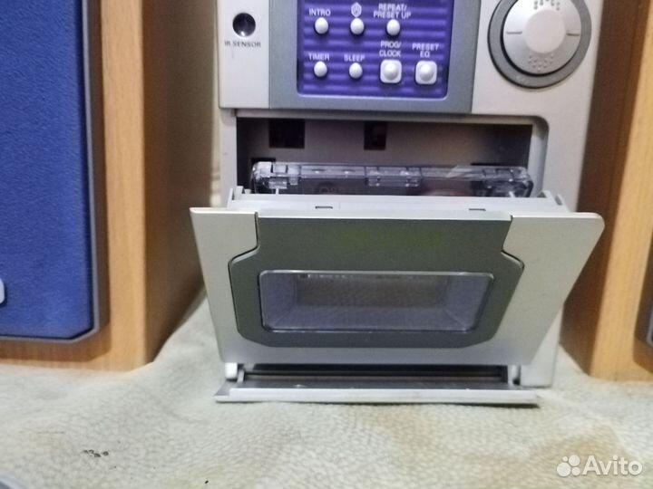Музыкальный центр с Bluetooth