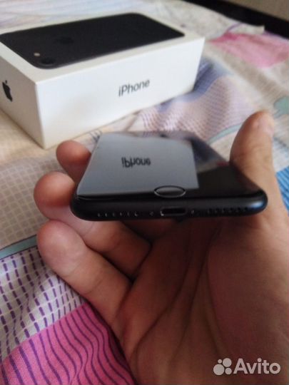 iPhone 7, 32 ГБ