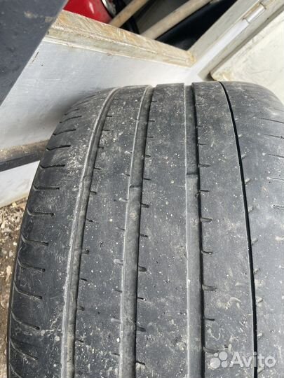 Pirelli Ice Zero 325/35 R20 и 285/40 R20