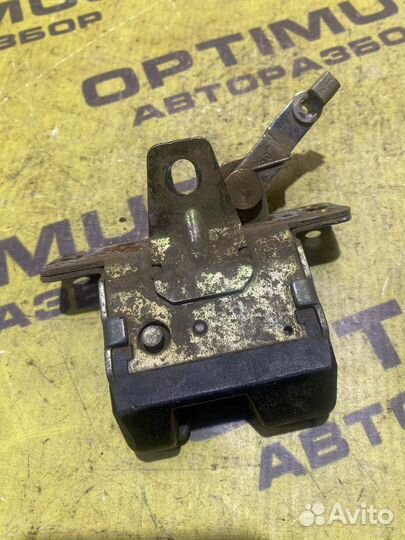 Замок багажника Opel Astra G