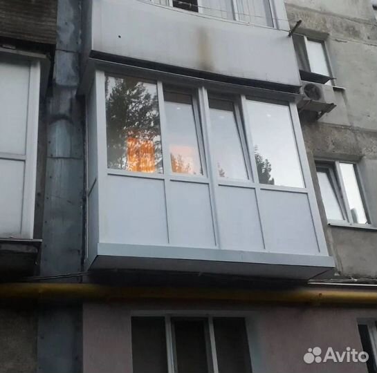 Остекление балкона и установка пластиковых окон
