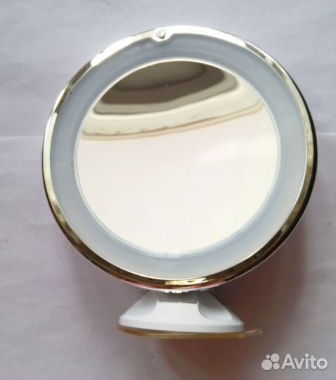 Зеркало новое с сильным увеличением