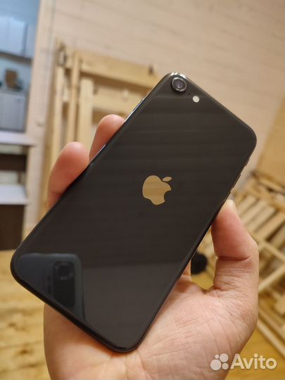 iPhone se 2020 64gb