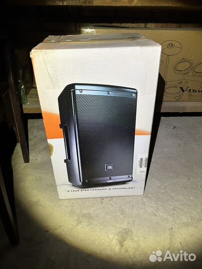 Roland td-1 + Jbl eon 610