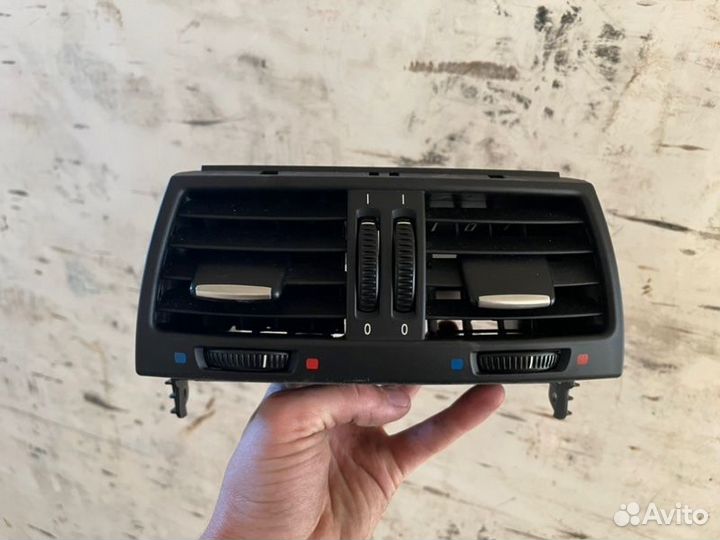 Воздуховод салона задний Bmw X5M E70 S63 4.4I 2011