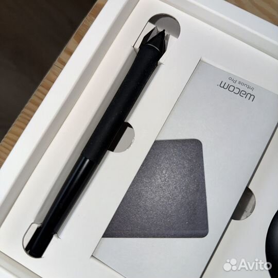 Wacom Intuos Pro S Bluetooth