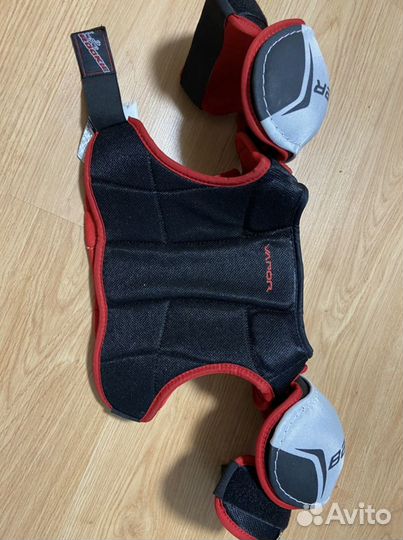 Нагрудник хоккейный детский