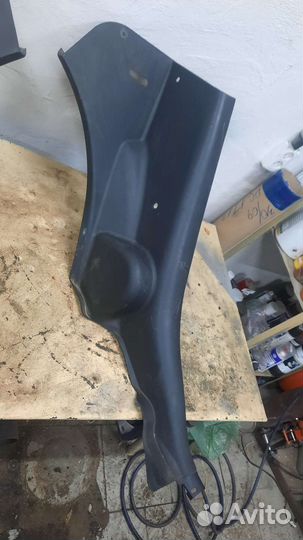 Накладка салона задняя