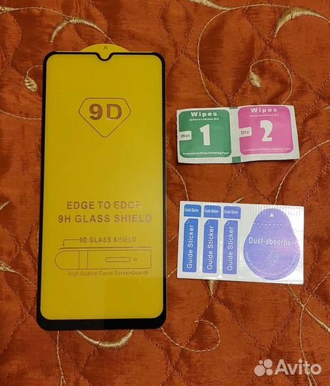 Защитное стекло на Realme
