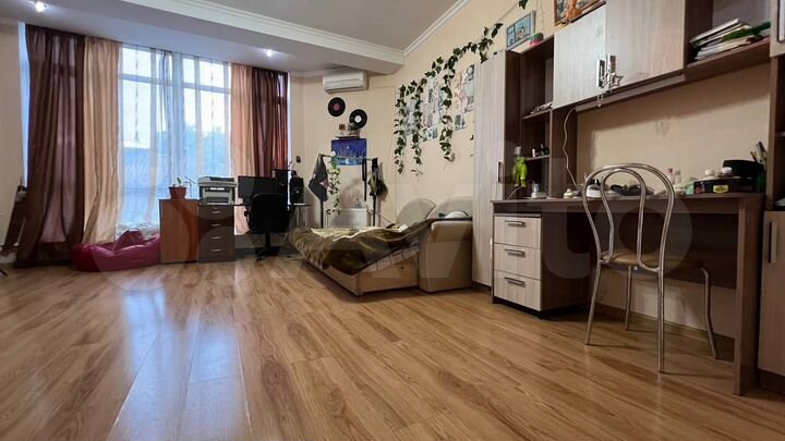 3-к. квартира, 116 м², 2/10 эт.