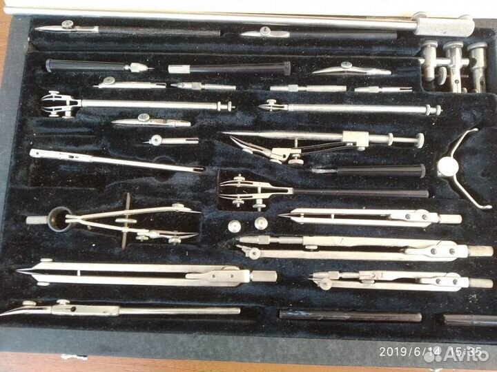 Готовальня У32-Л