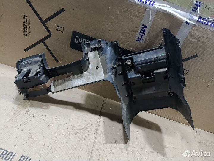 Обшивка салона передняя нижняя Honda Stepwgn RF3