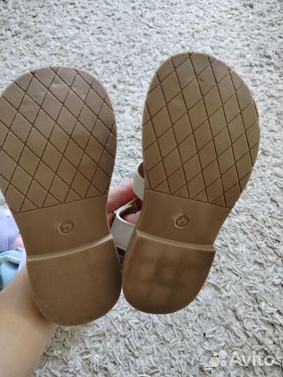 Сандалии для девочки