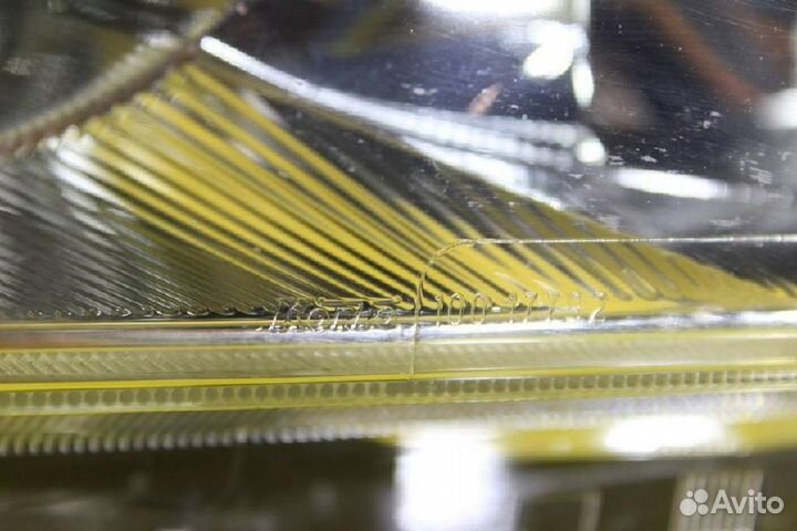 Фара правая Nissan Teana