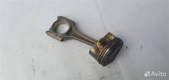 Поршень с шатуном Volkswagen Tiguan 2020