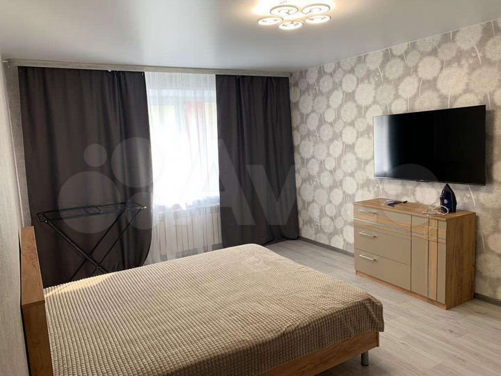 1-к. квартира, 42 м², 2/5 эт.