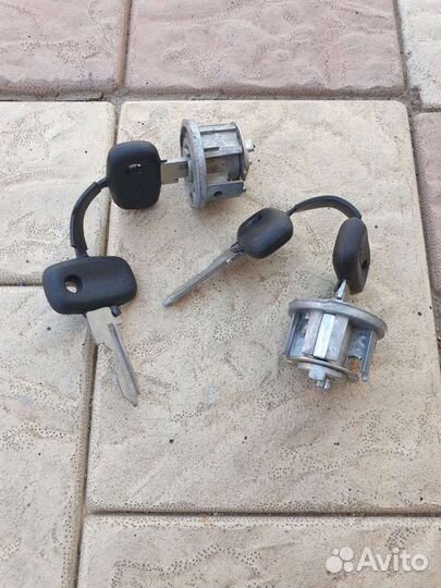 Контактная группа замка зажигания