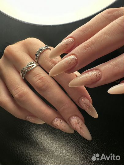 Мастер маникюра