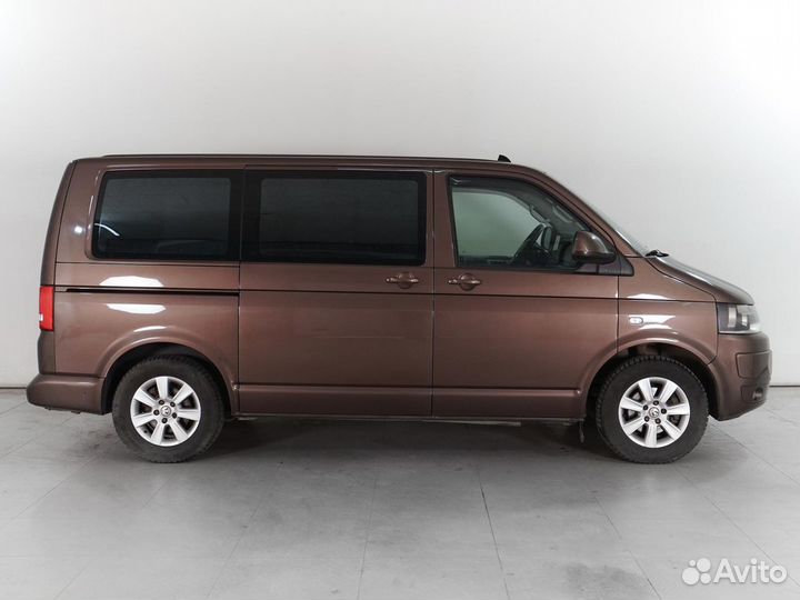 Volkswagen Multivan 2.0 AMT, 2010, 259 458 км