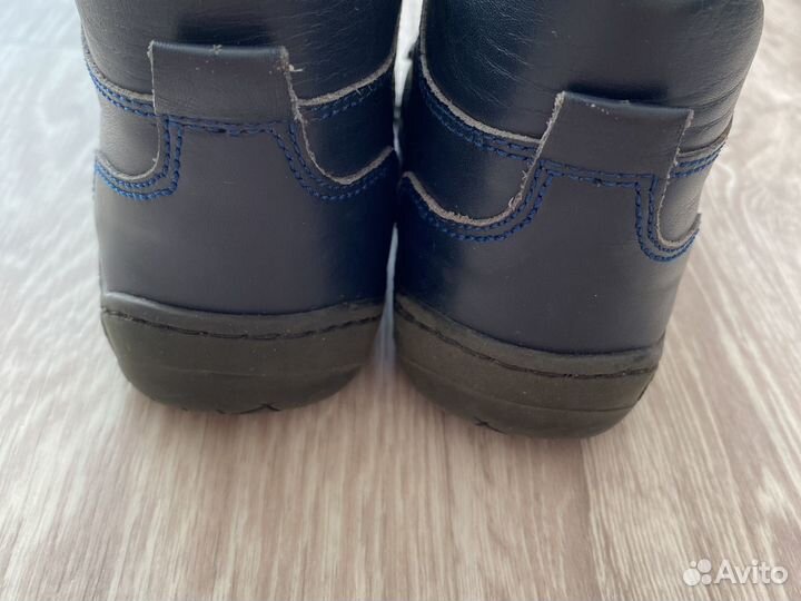 Ботинки демисезонные для мальчика 23