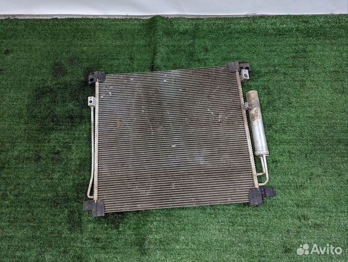 Радиатор кондиционера Mitsubishi Pajero Sport 3