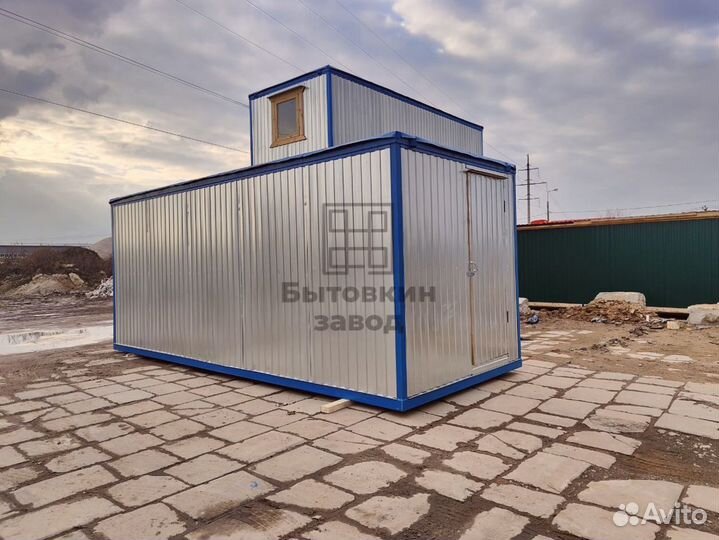 Блок контейнеры металлические. Вагончики для проживания