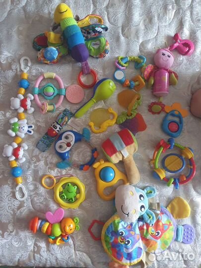 Игрушки погремушки для малышей набором